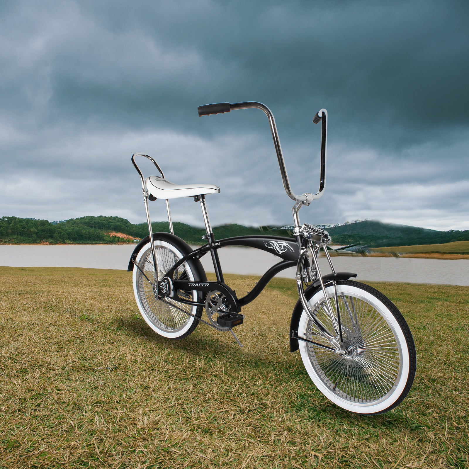 Tracer Hyena Classic Beach Cruiser Bike with 20''x 140H wheel, Single Speed, w/ Hi-rise classic handlebar. Banana Seat - Tracer Bikes
