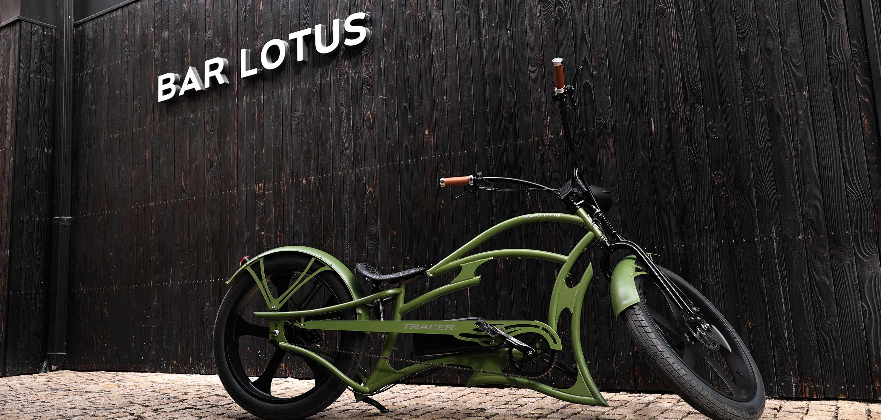 BICYCLE TRACEシリーズ5個 Tracer Twenty5 DS E-Bike - Stylish Chopper Cruiser