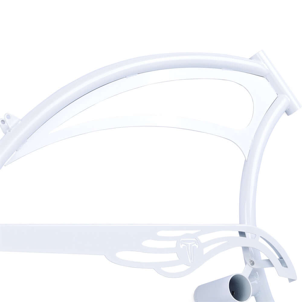 Tracer FM-SCORPION 26" chopper cruiser bike frame detail in white finish, showcasing unique steel design features.